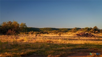 The Wright Ranch offers +-316 high-fenced acres of rare Hill - photo 43