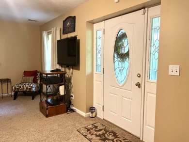 3 BR - 2 BA in a PRIME location at ROUGH RIVER LAKE!! - photo 4