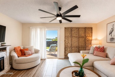 Beautifully designed 3 bedroom 2 bath home offering the perfect - photo 7