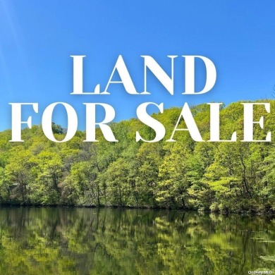 Lake Acreage For Sale in Laurel Hollow, New York