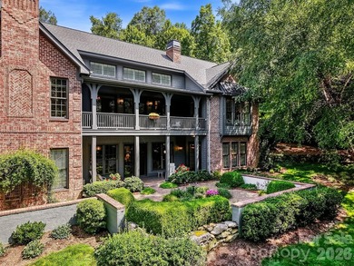 Offered for sale by its original owners, this traditional custom - photo 11