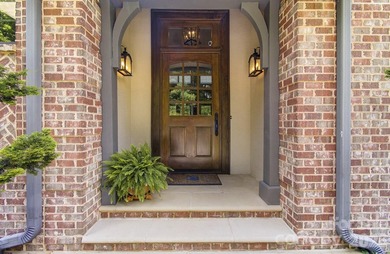 Offered for sale by its original owners, this traditional custom - photo 15