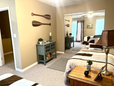 3 BR - 2 BA in a PRIME location at ROUGH RIVER LAKE!! - photo 20