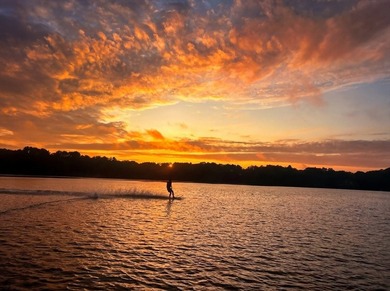 RARE LUXURY LAKEFRONT | A once-in-a-generation opportunity to - photo 16