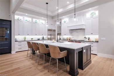 Experience the best of Naples waterfront living in this - photo 16