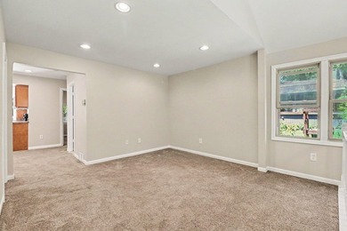 **ALL OFFERS DUE TUESDAY 6/16 AT 9AM**Welcome home to this - photo 18