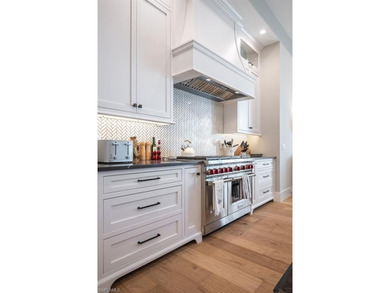 Experience the best of Naples waterfront living in this - photo 21