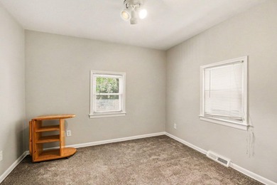 **ALL OFFERS DUE TUESDAY 6/16 AT 9AM**Welcome home to this - photo 23