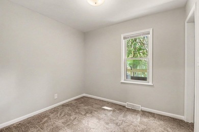 **ALL OFFERS DUE TUESDAY 6/16 AT 9AM**Welcome home to this - photo 24