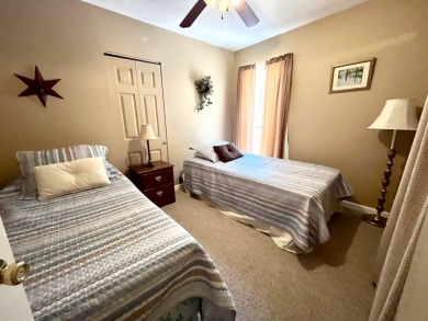 3 BR - 2 BA in a PRIME location at ROUGH RIVER LAKE!! - photo 23