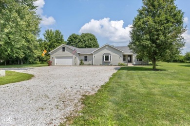 Heritage Lake Home For Sale in Coatesville Indiana