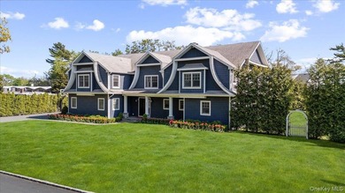 Welcome to this exceptional custom Colonial, built in 2019 and - photo 2