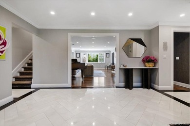 Welcome to this exceptional custom Colonial, built in 2019 and - photo 4