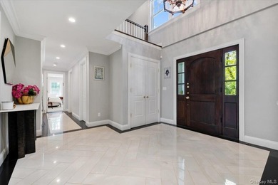Welcome to this exceptional custom Colonial, built in 2019 and - photo 5