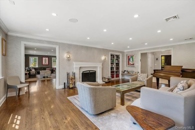 Welcome to this exceptional custom Colonial, built in 2019 and - photo 7