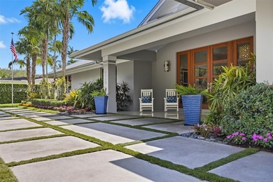 Custom built in 2012 and perfectly located on a quiet - photo 2