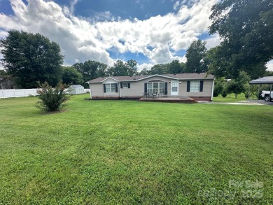 (private lake, pond, creek) Home Active Under Con in Mocksville North Carolina