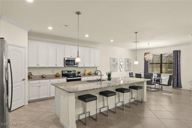 Welcome to 11892 Hickory Estate Circle, a stunning 3-bedroom - photo 11