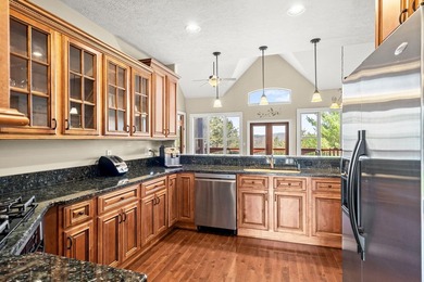 6-Bedroom Home with Private Suite in Gated Golf Community - photo 11