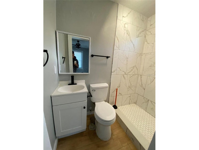 Cash only. Investors! This house has so many great features - photo 15