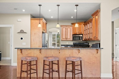 6-Bedroom Home with Private Suite in Gated Golf Community - photo 16