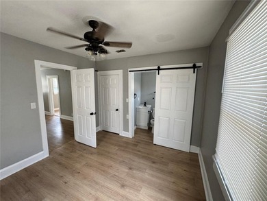 Cash only. Investors! This house has so many great features - photo 19