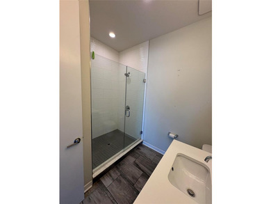 Virtually Staged. Welcome to this beautifully designed townhouse - photo 22