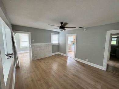 Cash only. Investors! This house has so many great features - photo 23