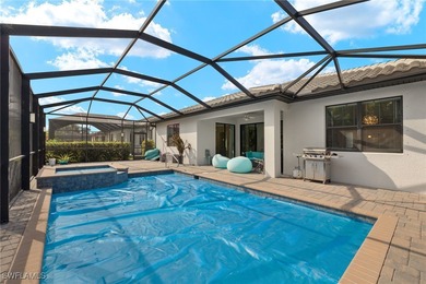 Welcome to 11892 Hickory Estate Circle, a stunning 3-bedroom - photo 29