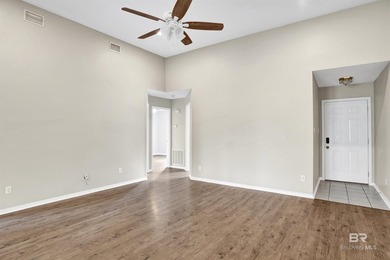 Welcome to this beautifully maintained 3-bedroom, 2-bath home - photo 4