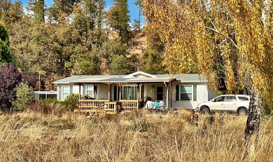 Rogue River Home For Sale in Trail Oregon