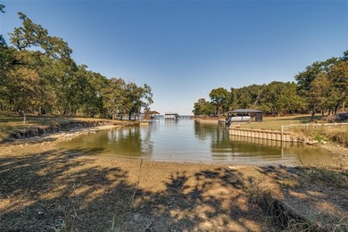 Discover the unparalleled beauty and tranquility of lakefront - photo 4