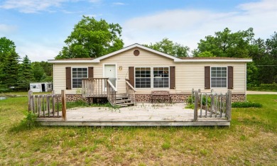 Loon Lake - Shawano County Home For Sale in Shawano Wisconsin
