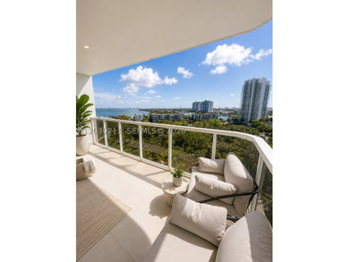 Fully renovated and reimagined turnkey 2,388 SF 3-Bedroom + Den - photo 11