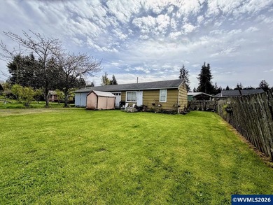 Great Opportunity for Owner-Occupant or Investor! Duplex - photo 12