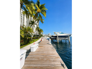 Fully renovated and reimagined turnkey 2,388 SF 3-Bedroom + Den - photo 24