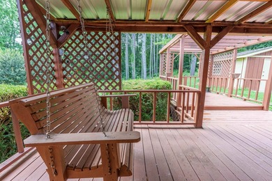 Charming 3 bedrooms, 2 bath home on 1 acre corner lot near - photo 26