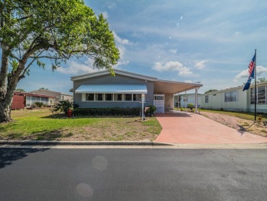 Lake Home For Sale in Leesburg, Florida