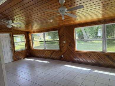 Very Nice 3/2/1 Home in Port St Lucie. Open, Bright & Airy - photo 13