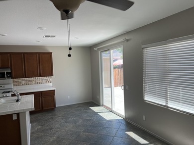 *** Beautiful Single-Story Home in the desirable Moreno Valley - photo 16