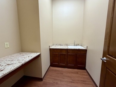 Premium Medical Office Space with High-End Finishes. Move-in - photo 20