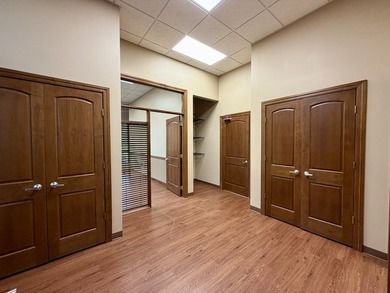 Premium Medical Office Space with High-End Finishes. Move-in - photo 25