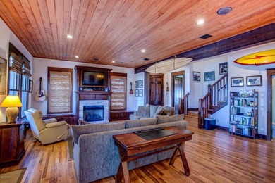 Your private paradise! Fully enclosed and gated for your privacy - photo 8