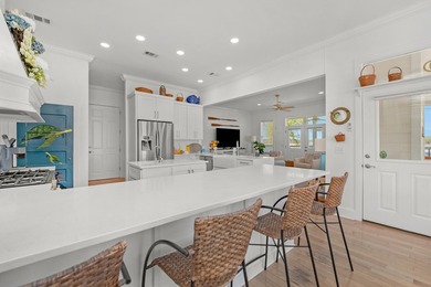 Blending relaxed elegance with unmistakable waterfront charm - photo 29