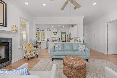 Blending relaxed elegance with unmistakable waterfront charm - photo 33