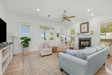 Blending relaxed elegance with unmistakable waterfront charm - photo 36