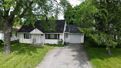 Investor opportunity- Endless potential in a prime location - photo 1