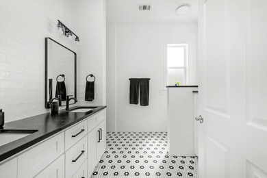 Blending relaxed elegance with unmistakable waterfront charm - photo 44