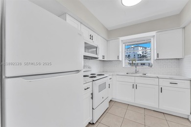 Beautiful 2 bed, 2 bath condo in the desirable Village at - photo 1