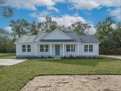 The Jackson Plan - 1,418 sq ft 4 bedroom 2 bathroom. Finishes - photo 1